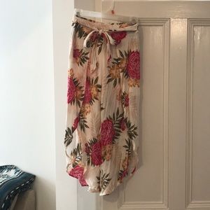 Billabong split leg pants